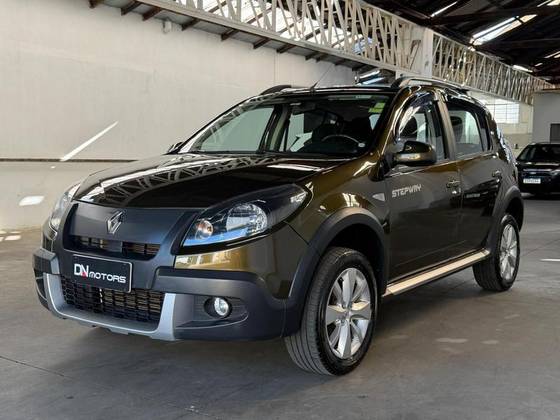 RENAULT SANDERO 1.6 STEPWAY 8V FLEX 4P MANUAL